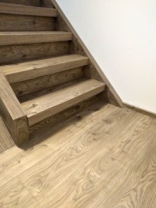 vinylové schody, obkložení schodiště vinylem